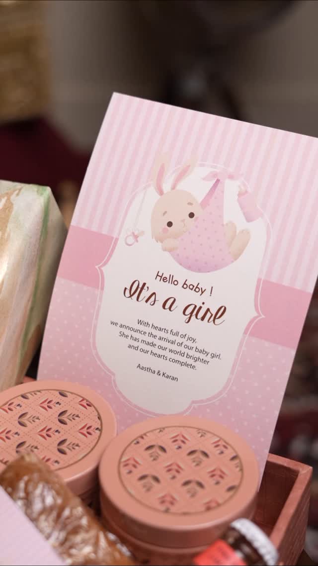 Because special moments deserve special packaging🩷😍

#printingspot #boxes #packaging #babygirl #photography